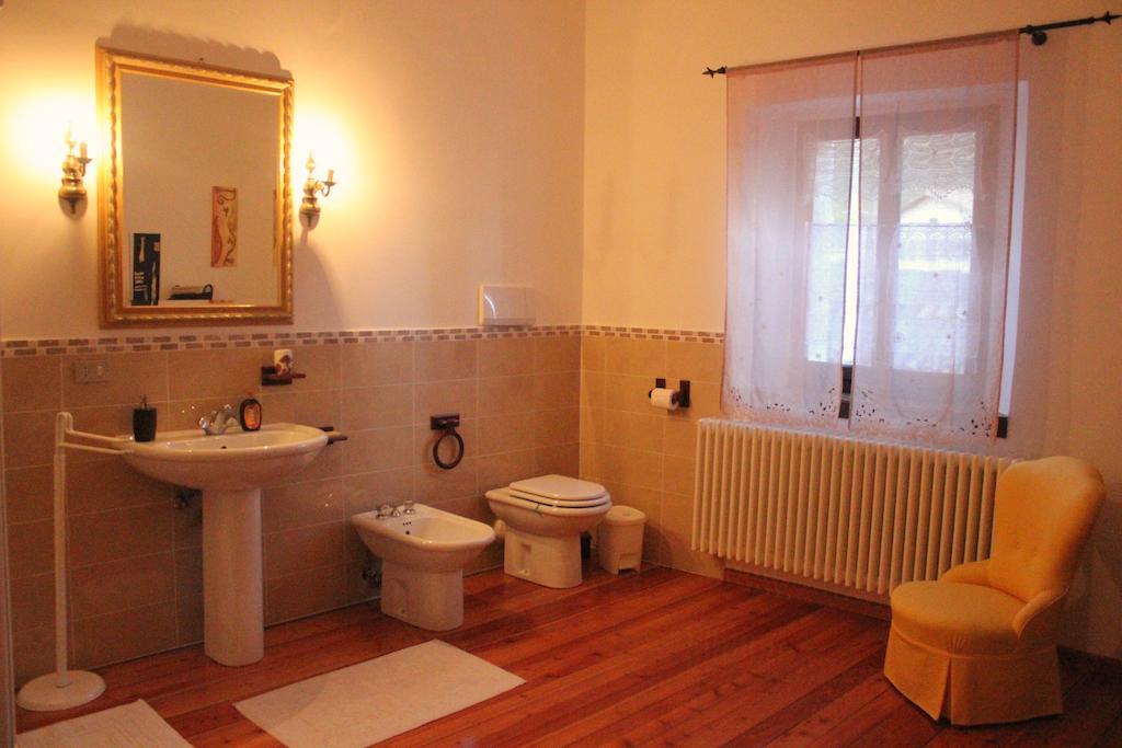 B&B Villa Al Lago Farra d'Alpago Habitación foto